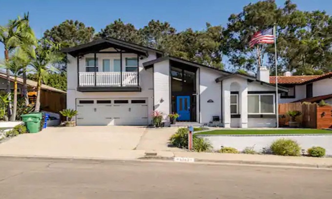 University City Casa | Luxe Home For Your Family