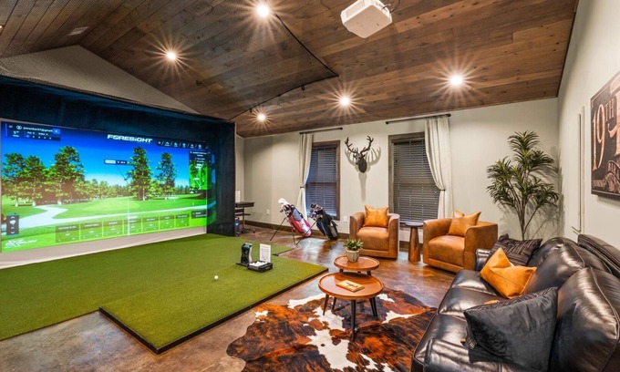 Wears Valley Casa | Luxe Lodge - Golf Sim, Pool, Theater, Sleeps 20