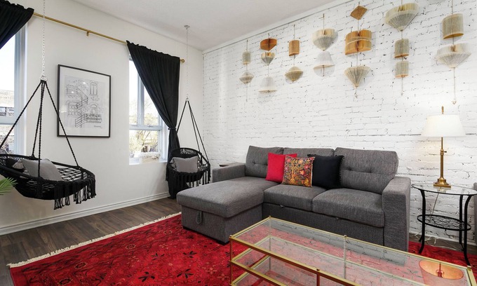 Plateau Mont Royal Apartamento | Heritage Luxury Loft W/3BR in Vibrant Plateau Mont-Royal