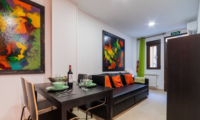 Castillejos Apartamento | LUXE Madrid Norte Real Madrid Stadium M (HGA5B)