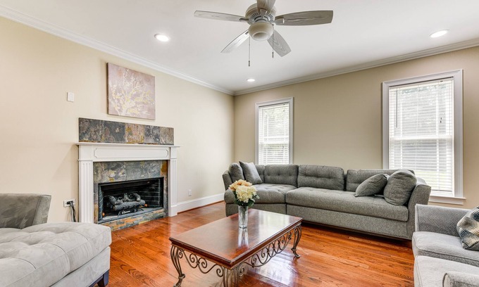 Mint Hill Casa | Luxe Mint Hill Vacation Home ~ 16 Mi to Charlotte!