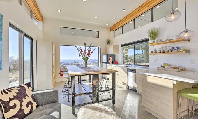 Boise Apartamento | Luxe, Modern Studio with Sweeping City Views!