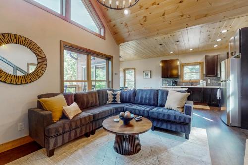 Wears Valley Casa | Luxe Mountain Hideaway