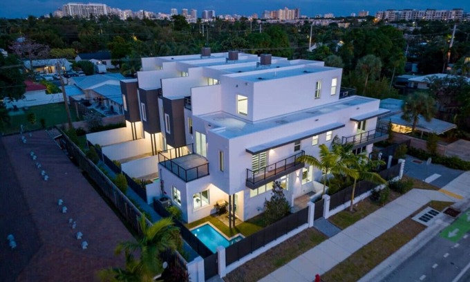 Lake Ridge Casa | Luxe NEW Modern Home Heated Pool - N6