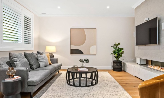 Hampton Casa | Luxe Parkside Hampton Home