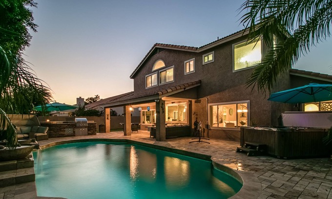Paradise Park Vista Casa | Luxe Scottsdale Home w/Pool, Spa, & Tesla Charger!
