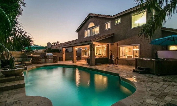 Paradise Park Vista Casa | Luxe Scottsdale Home w/Pool, Spa, & Tesla Charger!