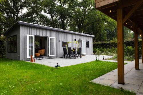 Epe Chalet De Esquí | Luxe vakantiechalet met royale tuin op de Veluwe