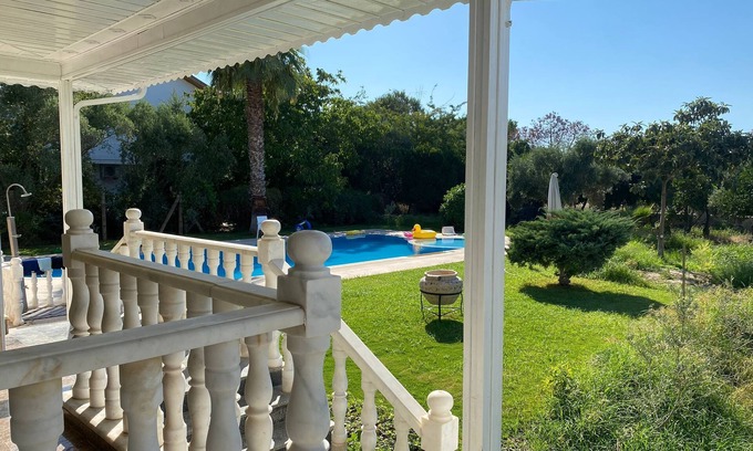 Gulluk Apartamento | Luxe Vakantieverblijf aan de Egeïsche Kust: Ontdek Gulluk Bodrum!