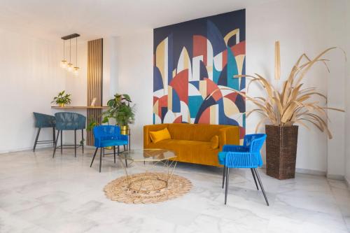 Bormujos Apartamento | LuxSevilla Moderno Piscina Free Parking