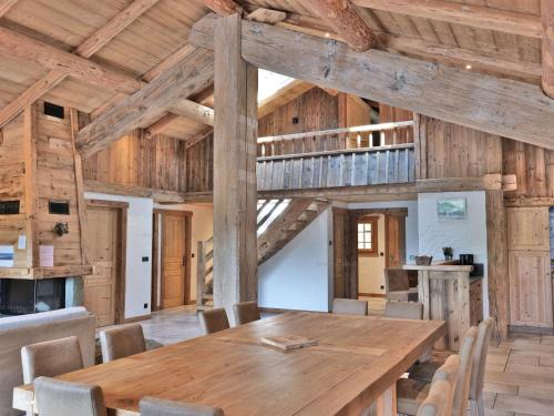 Le Grand-Bornand Apartamento | Luxueux 6 pièces avec sauna, hammam et jacuzzi, à 300m du centre et au pied des télécabines! - FR-1-458-95