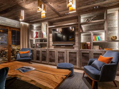 Avoriaz Apartamento | Luxueux Appartement 7 Pièces à Morzine avec Spa, Piscine et Accès Direct aux Pistes - FR-1-314-96