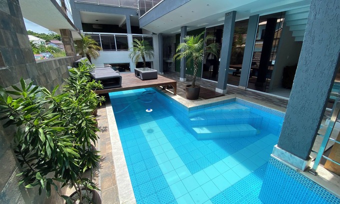 Guaratiba Casa | Luxuosa Casa Ilha de Guaratiba