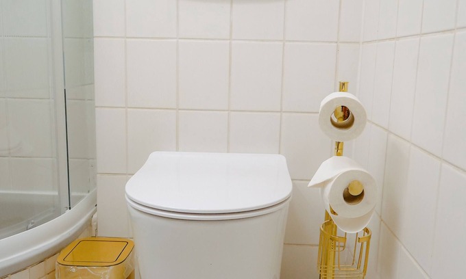 Doehren Apartamento | Luxuriöses Messe Apartment an der Leineinsel in Hannover, Direkt am Wasser
