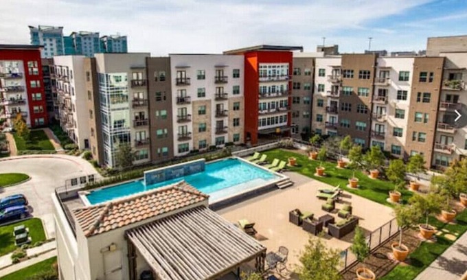 Fort Worth Cultural District Apartamento | Luxurious, 1 bedroom near Downtown & Dickies Arena
