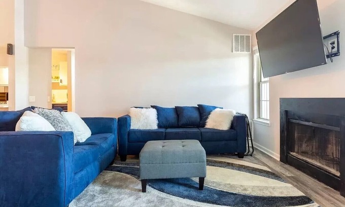 Newark Condominio | Luxurious 2-Bed, 2-Bath fully furnished Condo – Perfect in Newark, Delaware