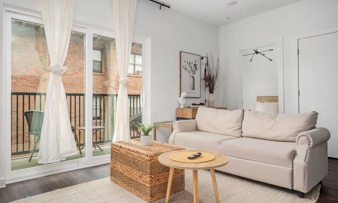 Old Fourth Ward Condominio | New 2B2B Private Balcony 542Blvd104