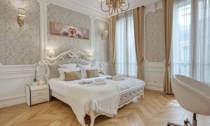 Faubourg-du-Roule Apartamento | Lujoso 200m² 5 Hab a Champs Elysées - Perla Rara
