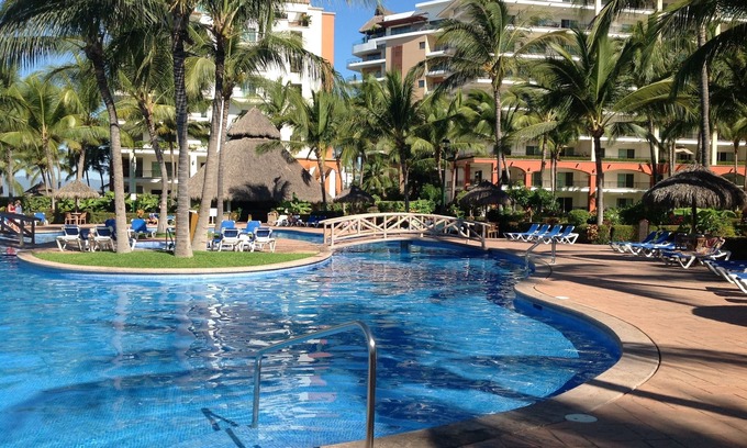 Nuevo Vallarta Condominio | 2br de lujo Playa Royale cerca de Paradise Village