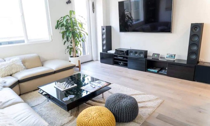 West Oakland Casa | Luxurious 3-bedroom townhouse in Oakland