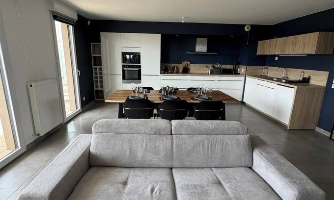 Croix-d'Argent Apartamento | Luxurious 5 pc + Jacuzzi + rooftop + terrace + air conditioning