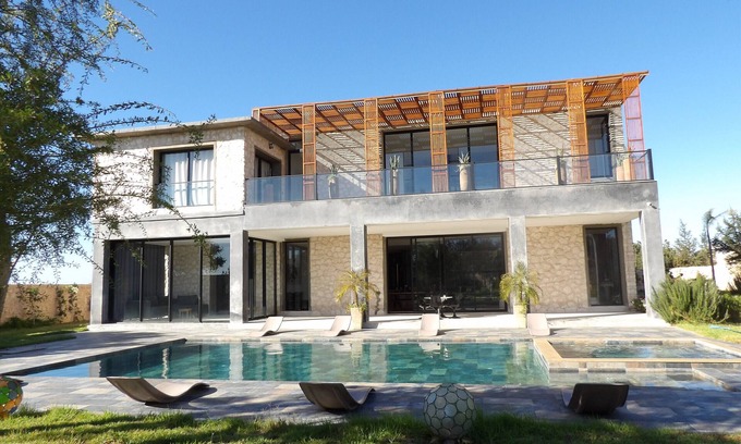 Ounagha Villa | Lujosa villa con aire acondicionado y piscina privada.