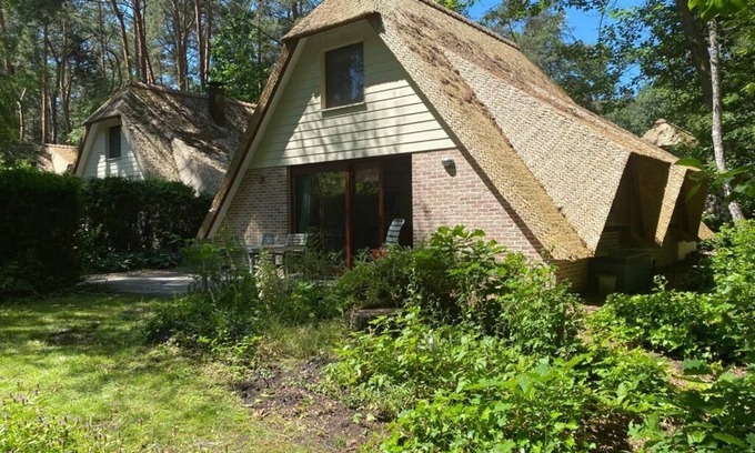 Rekem Chalet De Esquí | Luxurious and cozy house in National Park the Hoge Kempen, near Maastricht