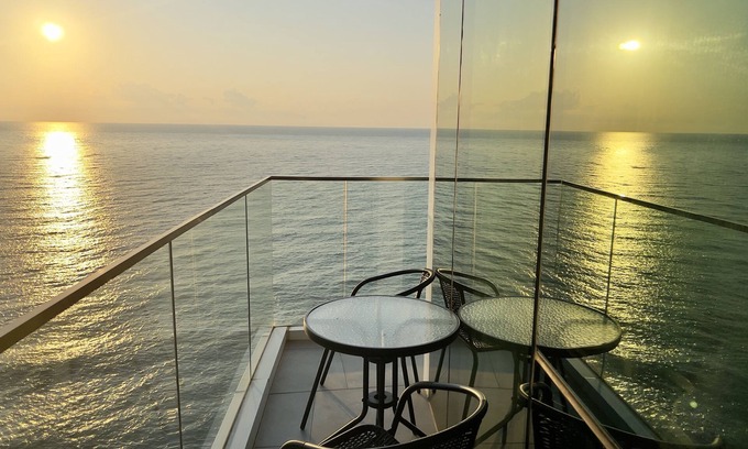 Batumi Apartamento | Luxurious apartment in Batumi View block C 60m2