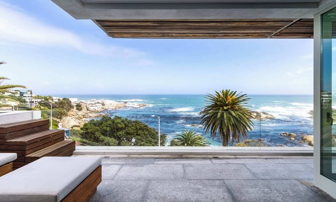 Camps Bay Apartamento | Luxurious Apartment in Bakoven (Boulders Views)