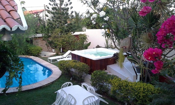 Porto das Dunas Casa | Lujosa casa de playa con piscina y jacuzzi.