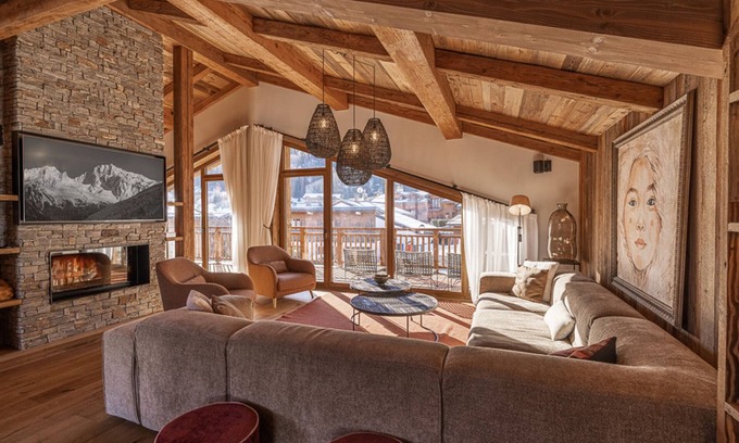 Le Praz Chalet De Esquí | Espectacular chalet cerca de pistas con piscina, sauna y servicios de alto nivel en Courchevel