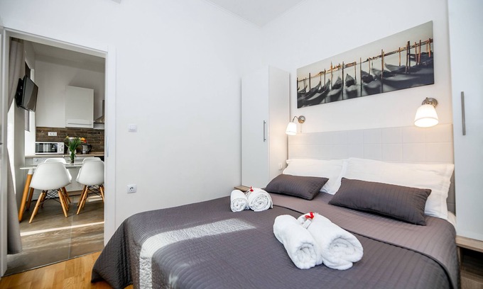 Rijeka Apartamento | Luxurious City Centre Apartment Bella Fiume 2