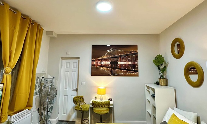 Birmingham City Centre Apartamento | Luxurious City Studio
