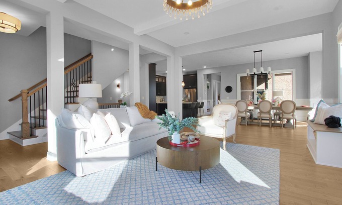 Otterbien Home Casa | Luxurious Custom-Built Home in Charming Lebanon, Ohio
