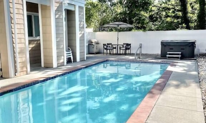 Dewey Beach Casa | Luxurious Dewey Beach Home: Ocean Views, Pool, Hot Tub & Near North Indian Beach