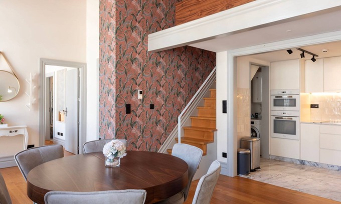 Sao Nicolau Apartamento | Luxurious Duplex with Unique View by LovelyStay