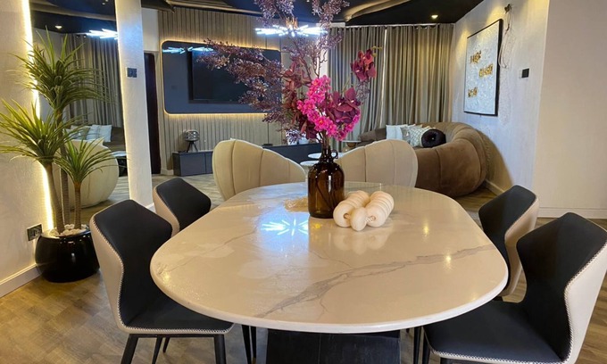 Ofin Apartamento | Luxurious & Elegant 3 Bedroom Apartment with PS5