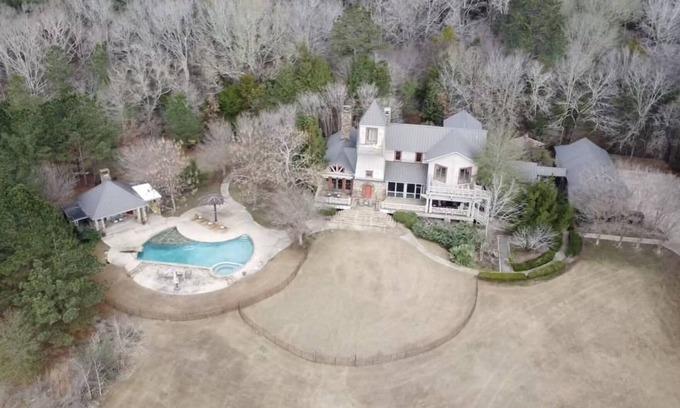Flora Cabina | Luxurious Family-friendly Lodge Retreat