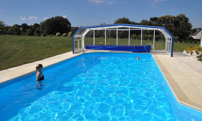 Edern Villa | Lujosa villa familiar - Piscina cubierta climatizada