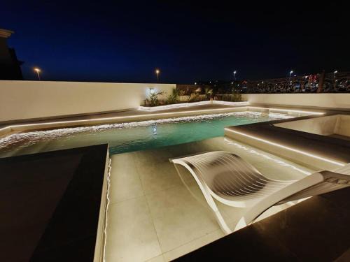 Dubai Villa | Luxurious Five Bedroom Villa with Private Pool
