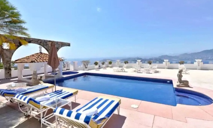 La Condesa Casa | Lujosa casa de "Juan Gabriel" en Bahía de Acapulco