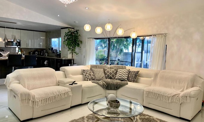 Florida Gardens Casa | Luxurious house in West Palm Beach, Pool and golf