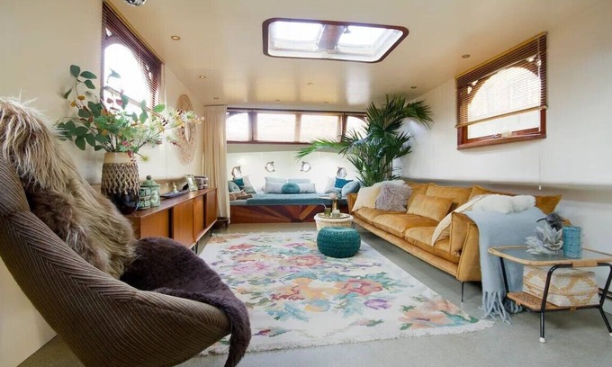 Jordaan Alquiler De Eote | Luxurious Houseboot with jacuzzi in the Historic Amsterdam Canals