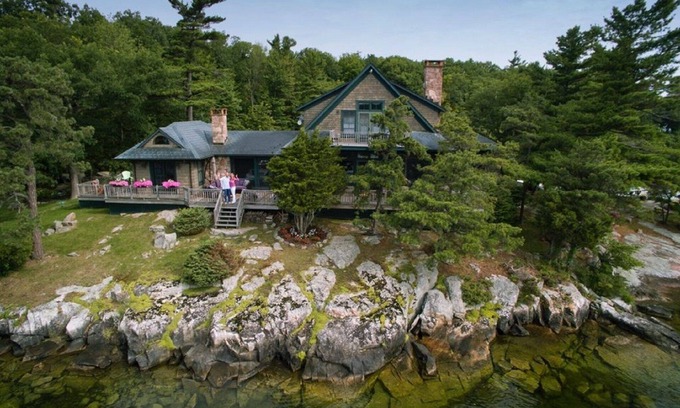 Grenell Casa | Lujosa casa de la isla con muelles de aguas profundas protegidas con vistas incomparables