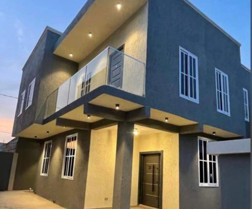 Madina Casa | Luxurious Modern 2 bedroom house at Lakeside