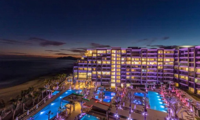 San Jose del Cabo Apartamento | Luxurious Modern 3 Bedroom Oceanfront in Los Cabos @ Garza Blanca Resort & Spa