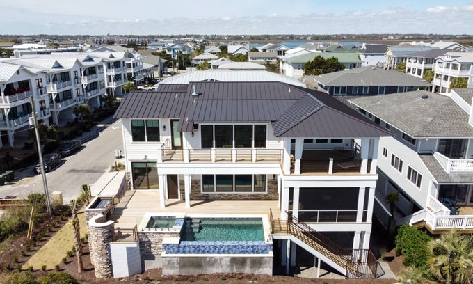 Wrightsville Beach Casa | Luxurious Oceanfront Home w Infinity Pool & EV Chargers!