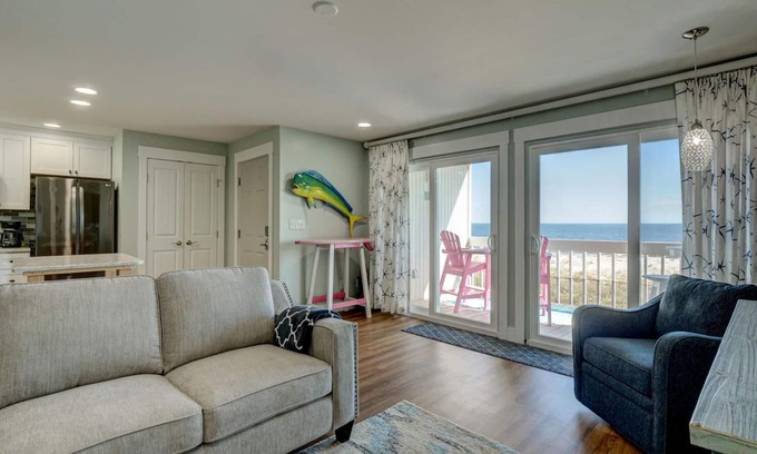 Carolina Beach Condominio | Renovación completa-frente al mar-piscina-checkin sin llave