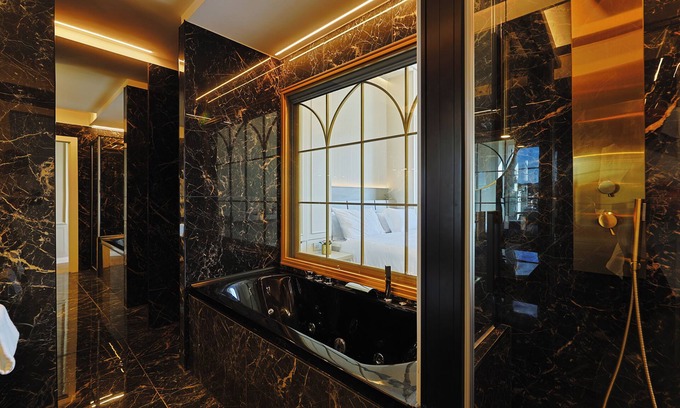 Prati Apartamento | Luxurious panoramic penthouse overlooking St. Peter's dome - Residenza Alferini