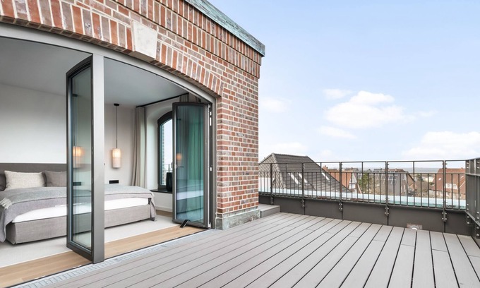 List Apartamento | Luxurious Penthouse with Sea View and Sauna on Sylt.